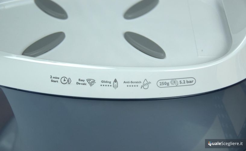 Philips GC8622/20 PerfectCare Aqua