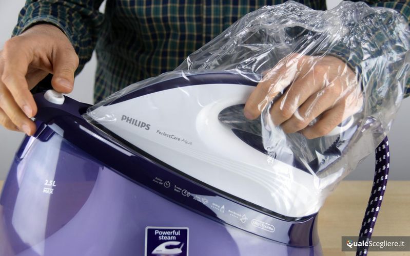 Philips GC8644/30 PerfectCare Aqua