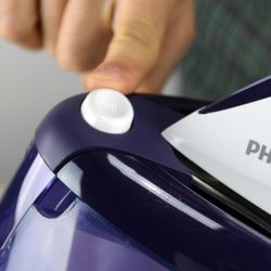 Philips GC8644/30 PerfectCare Aqua