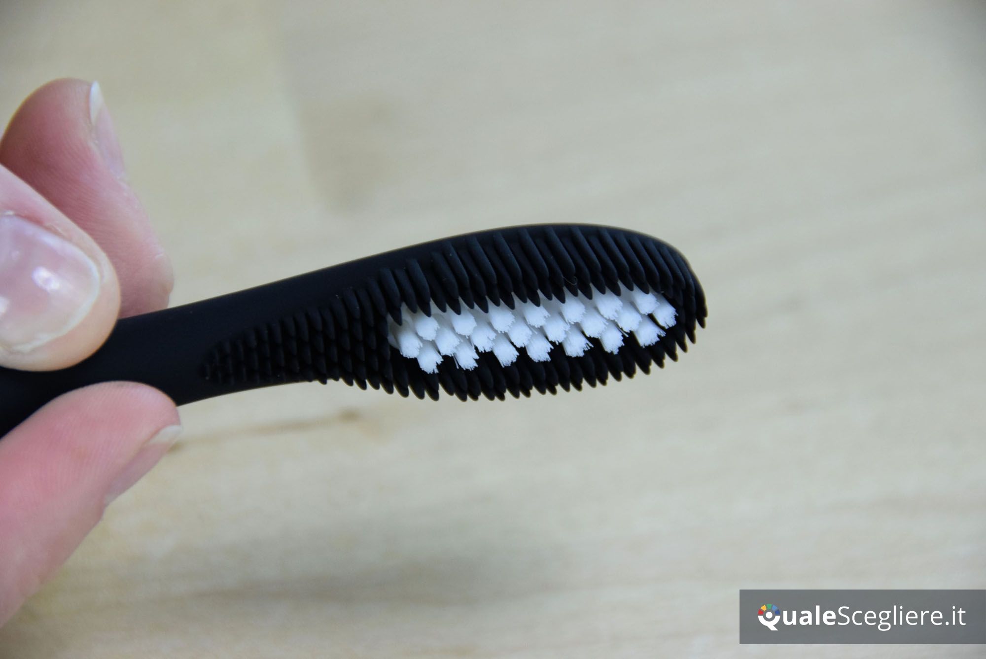 Foreo Issa Hybrid Cool Black