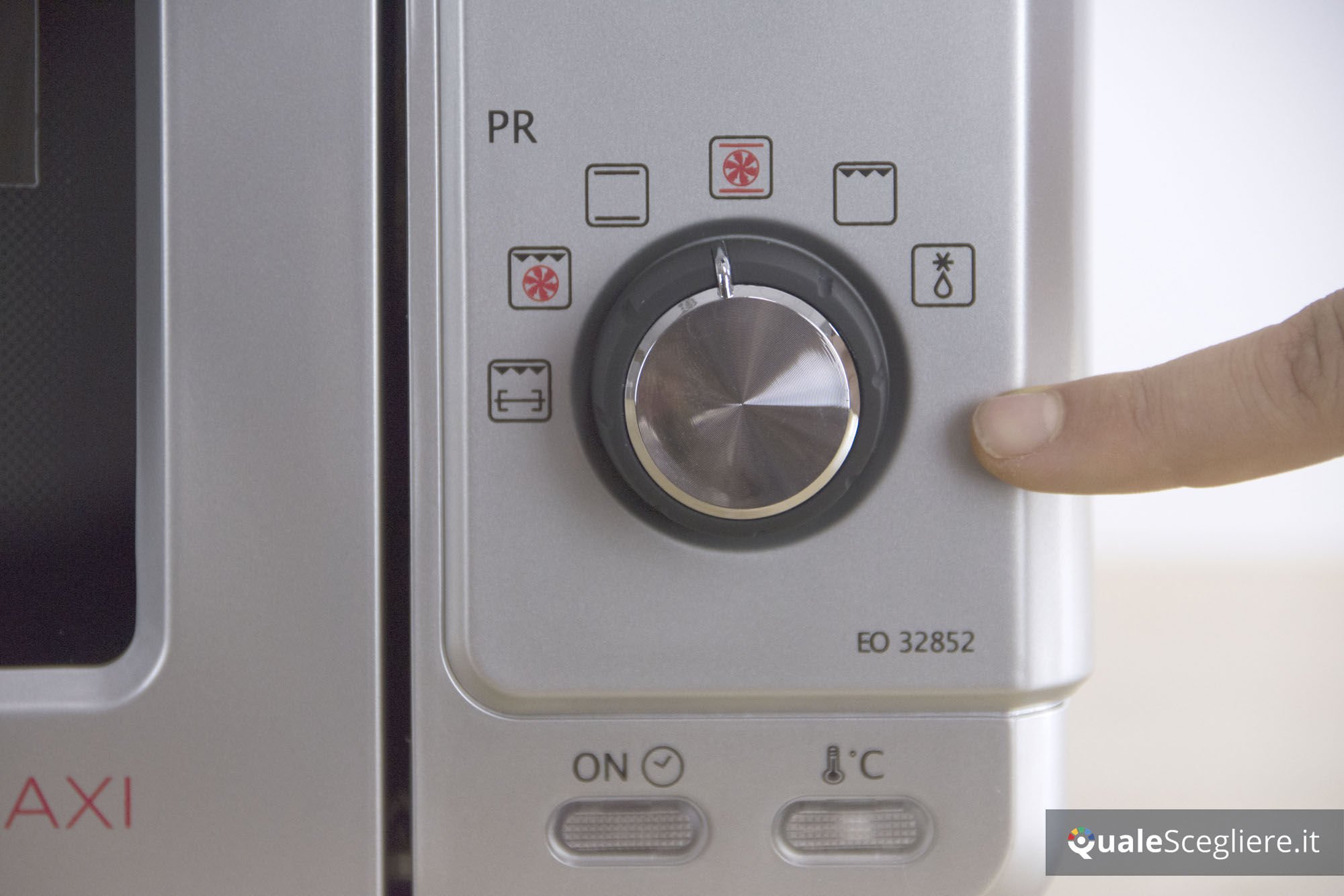 De'Longhi Sfornatutto Maxi