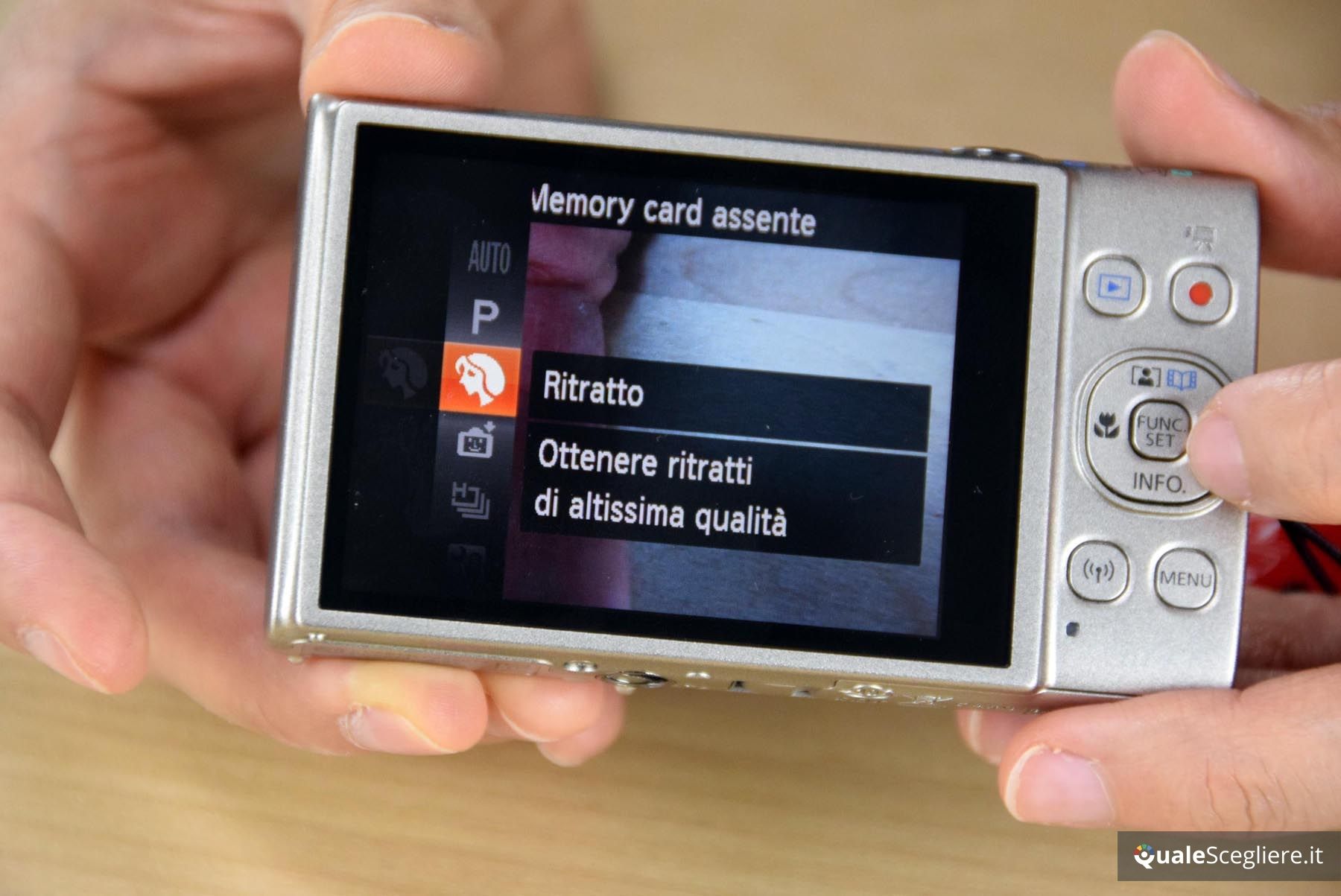 Canon Ixus 285 HS