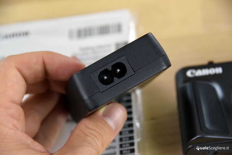 Canon PowerShot SX720 HS