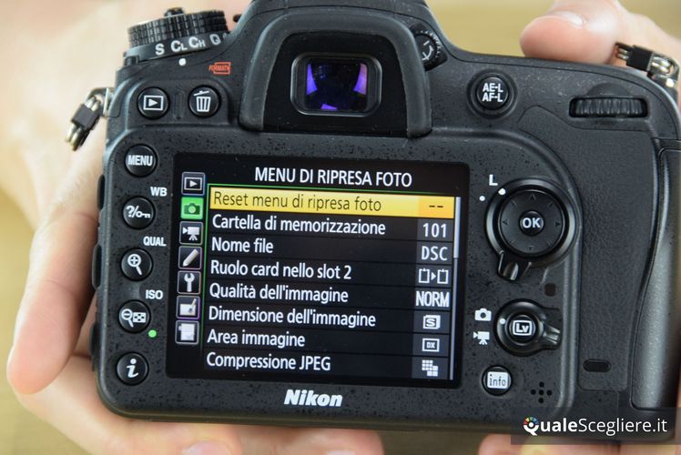 Nikon D7200 Nikkor 18-140 VR