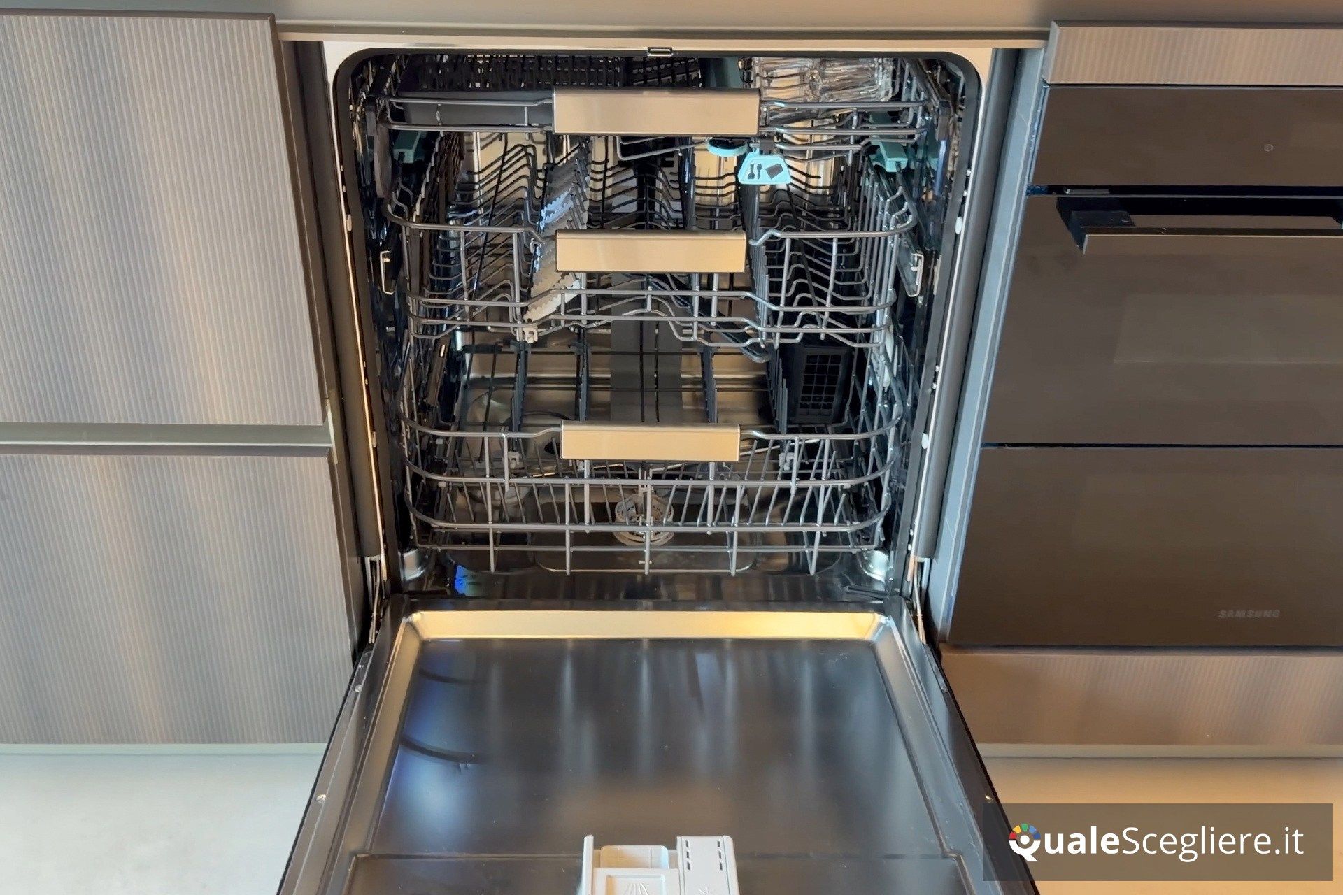 Samsung Lavastoviglie Bespoke Serie 90 AI