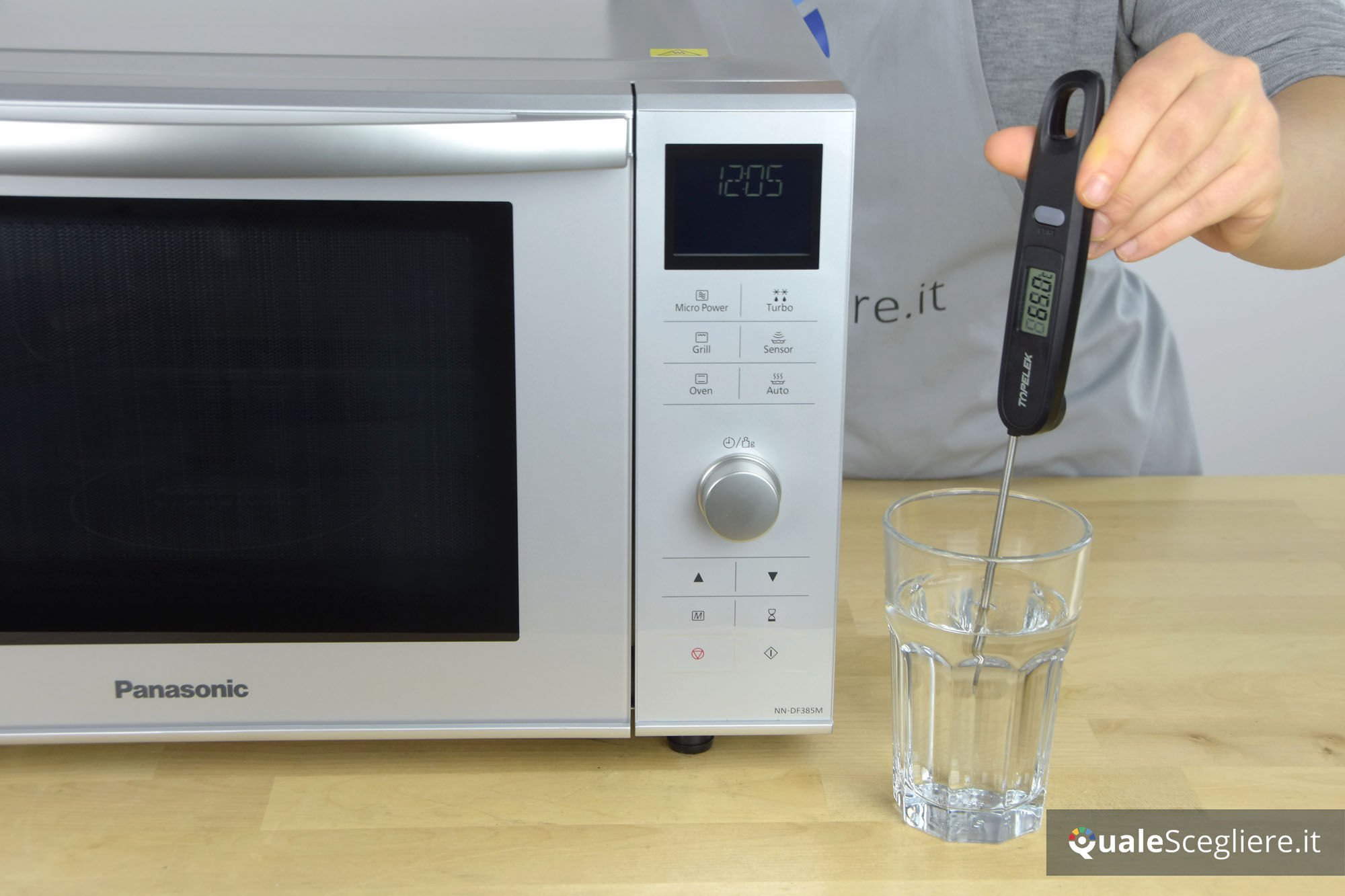 Panasonic NN-DF385M