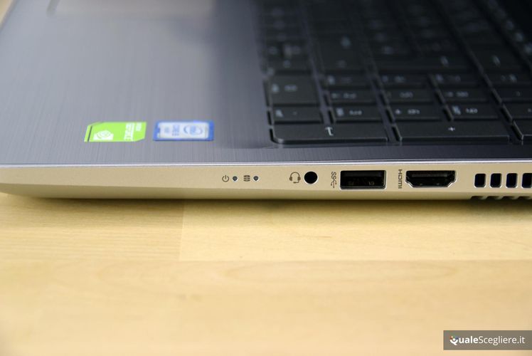 HP Pavilion 15-ab217ng