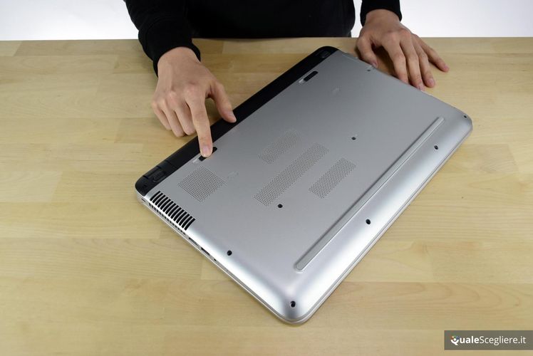 HP Pavilion 15-ab217ng