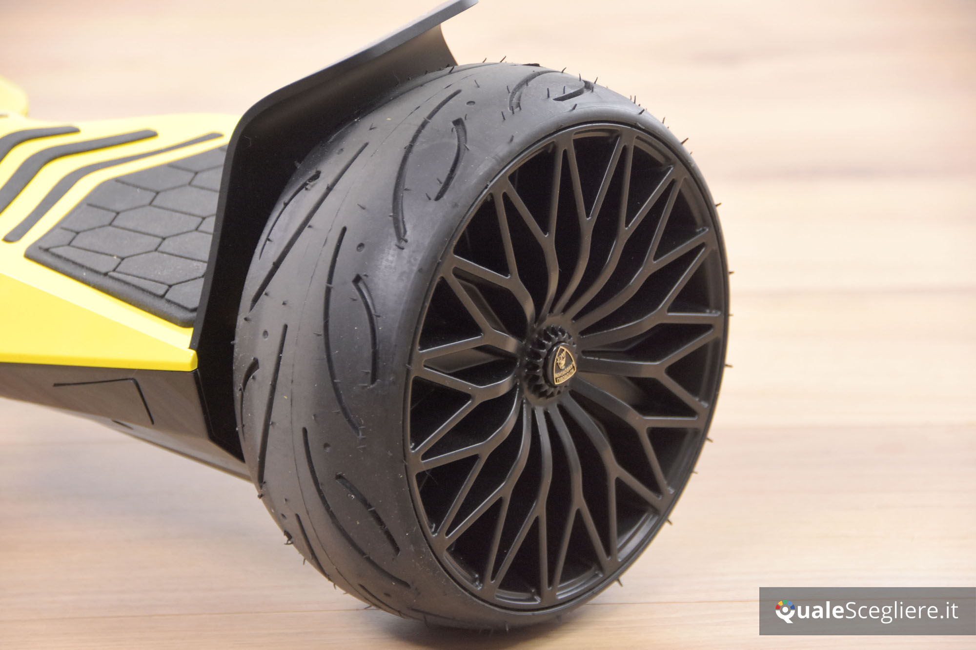 Twodots Glyboard Corse Lamborghini