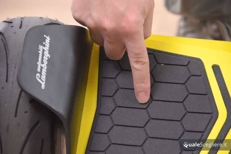 Twodots Glyboard Corse Lamborghini