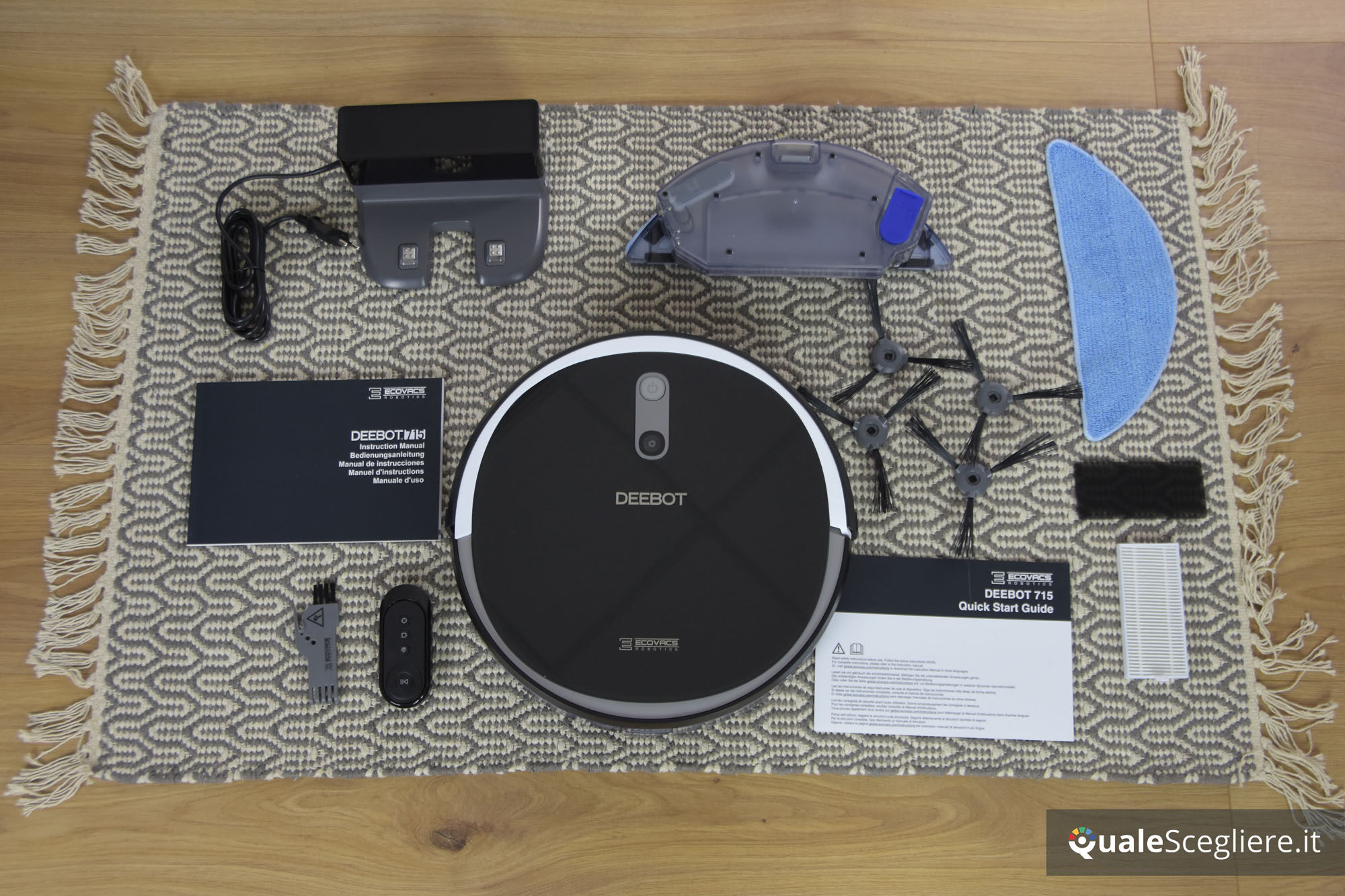 Ecovacs Robotics Deebot 715