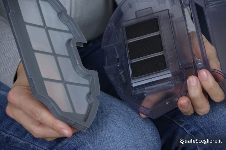 Ecovacs Robotics Deebot 715