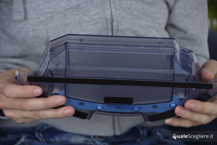 Ecovacs Robotics Deebot 715