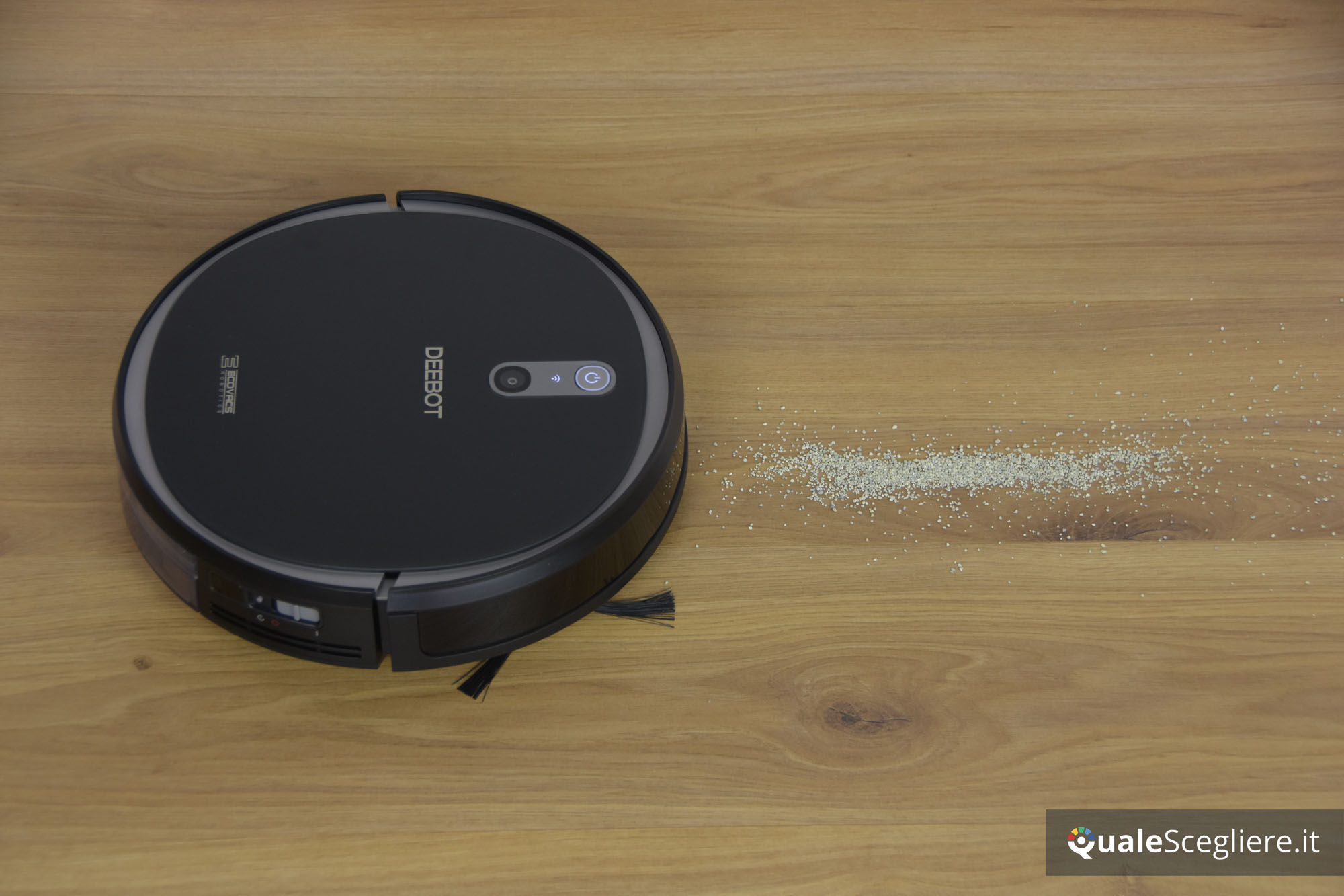 Ecovacs Robotics Deebot 715