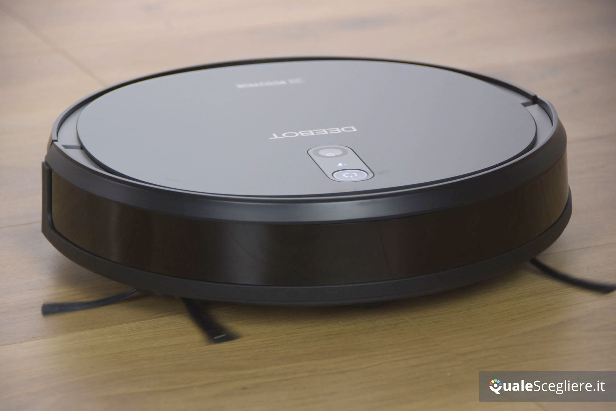 Ecovacs Robotics Deebot 715