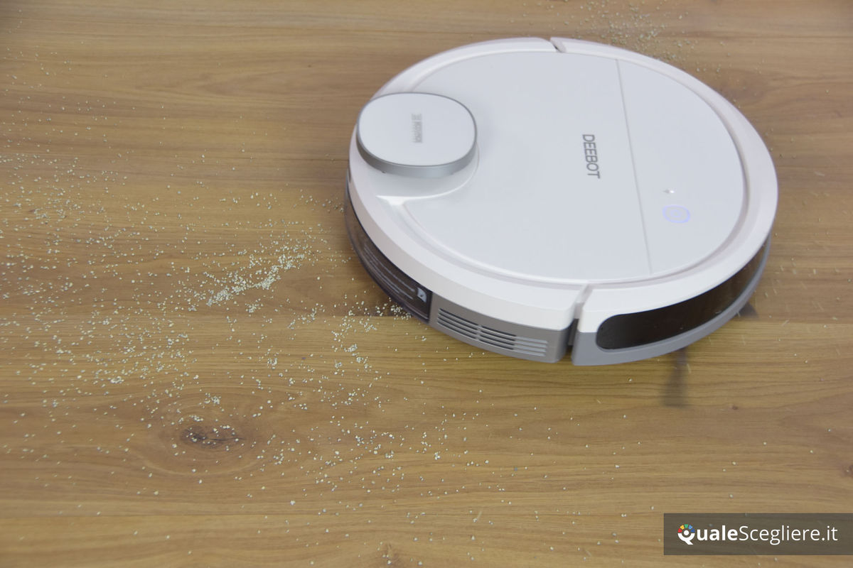 Ecovacs Robotics Deebot OZMO 900
