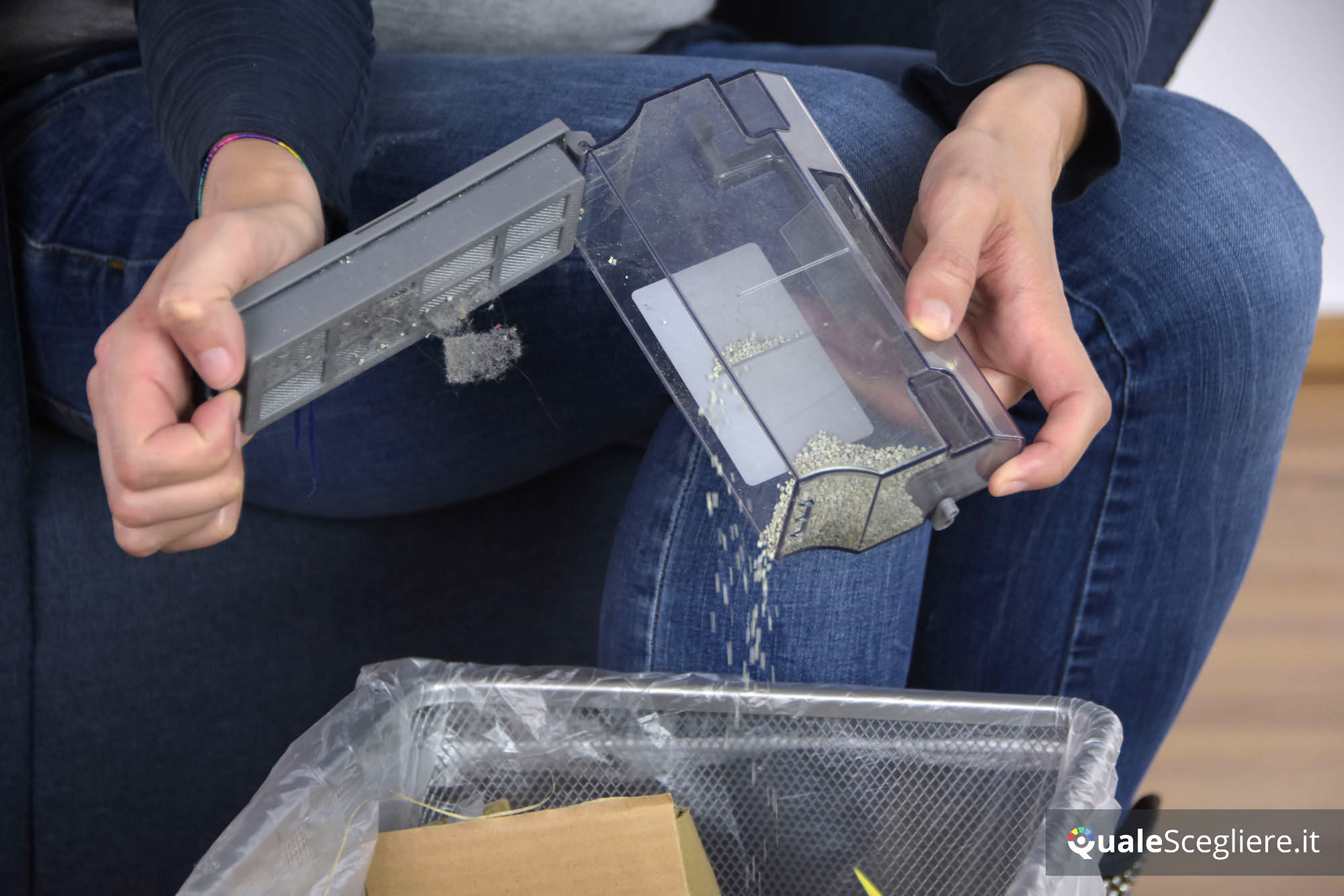 Ecovacs Robotics Deebot OZMO 900