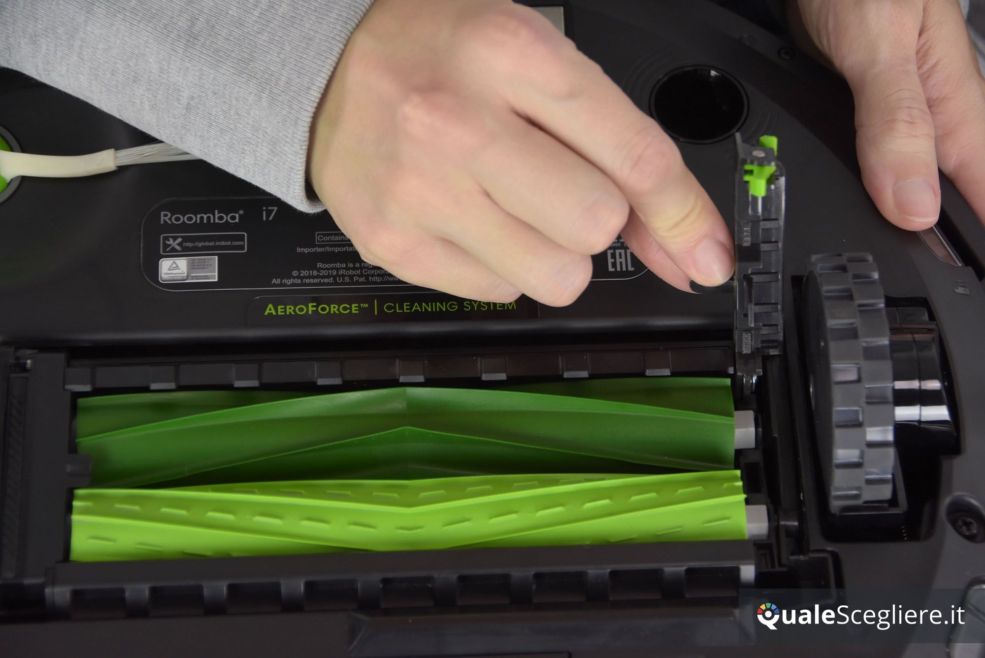 iRobot Roomba i7+