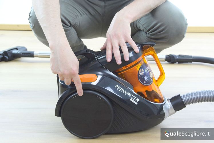 Rowenta RO3753EA Compact Power Cyclonic