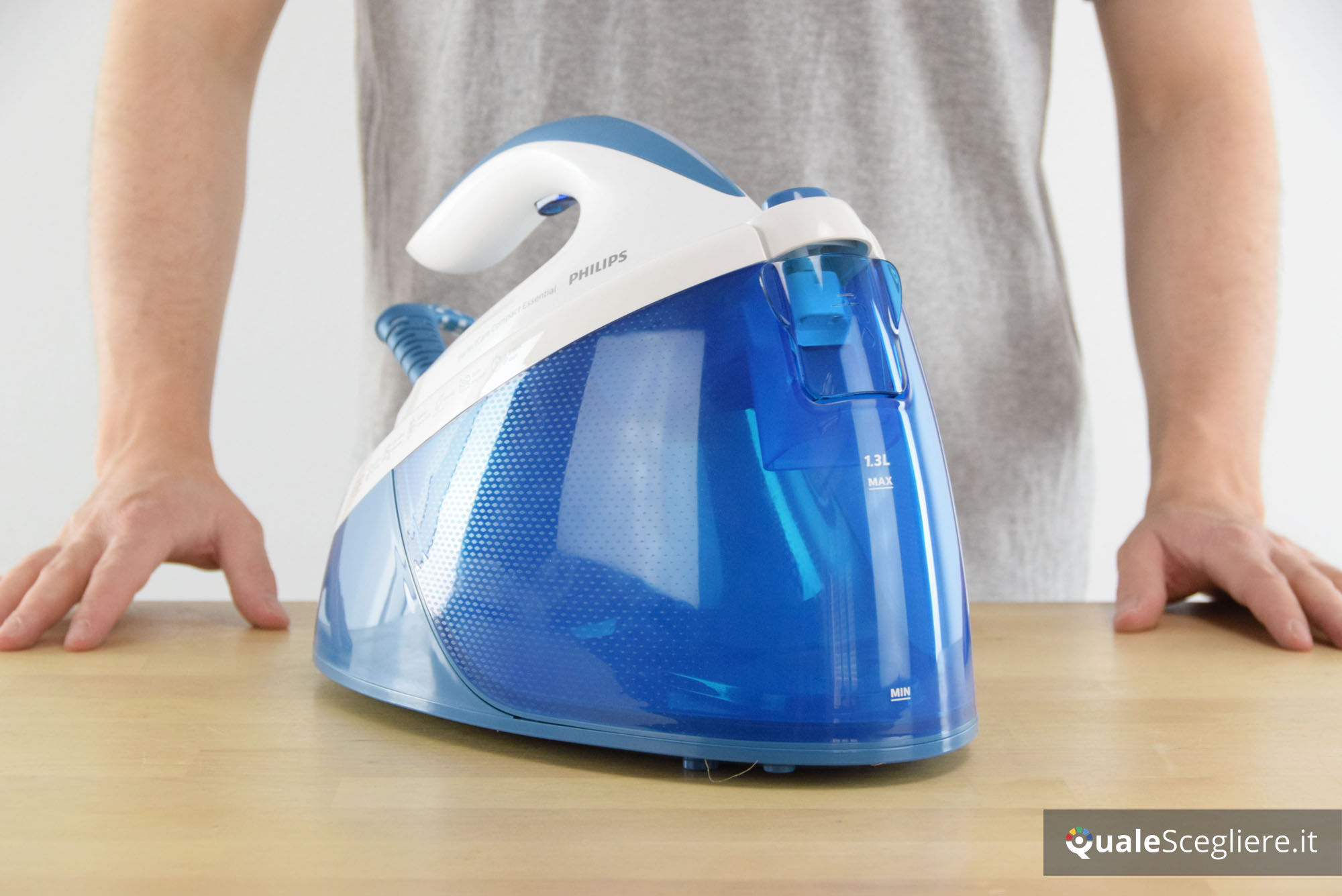 Philips GC6830/20 PerfectCare Compact Essential