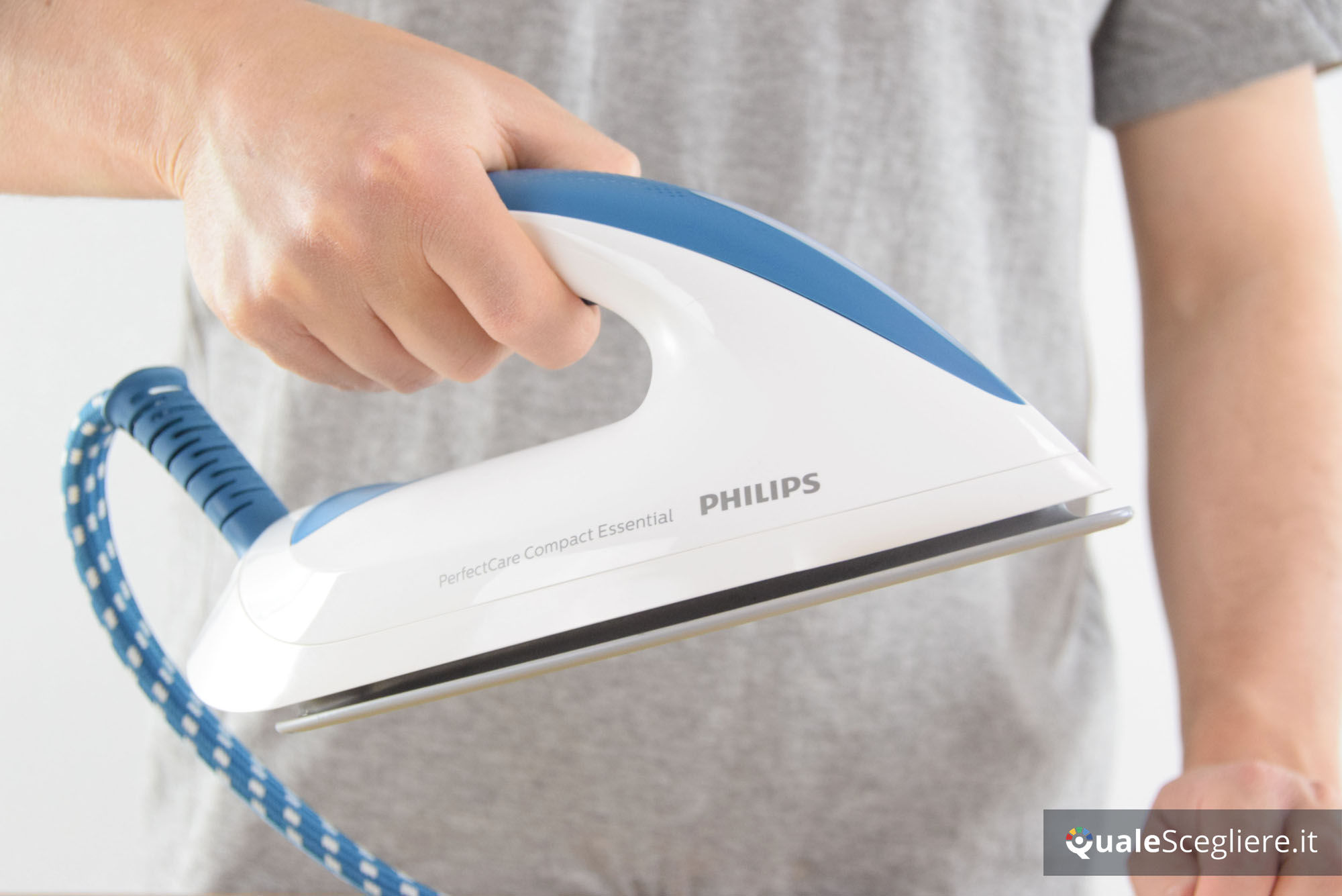 Philips GC6830/20 PerfectCare Compact Essential