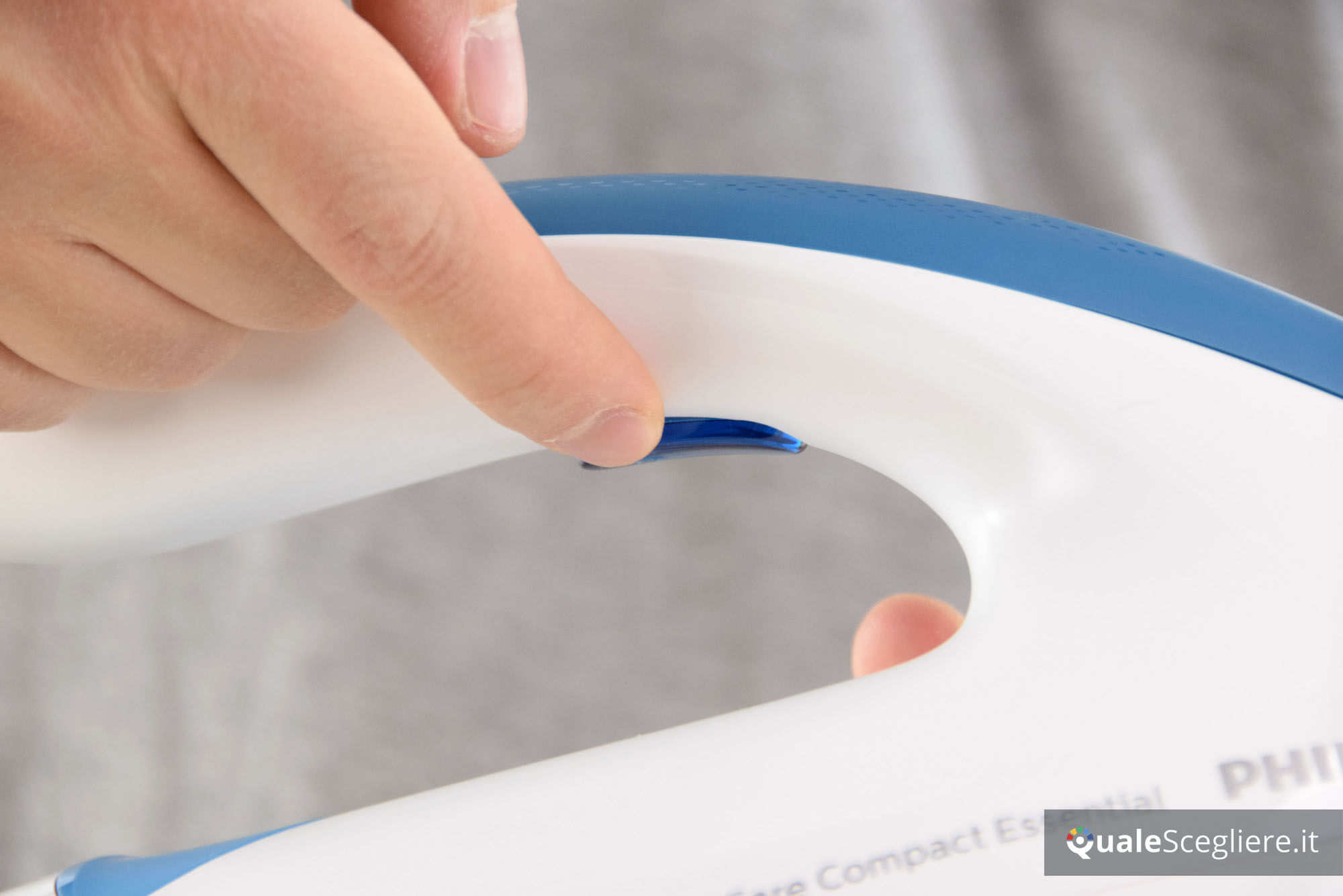 Philips GC6830/20 PerfectCare Compact Essential