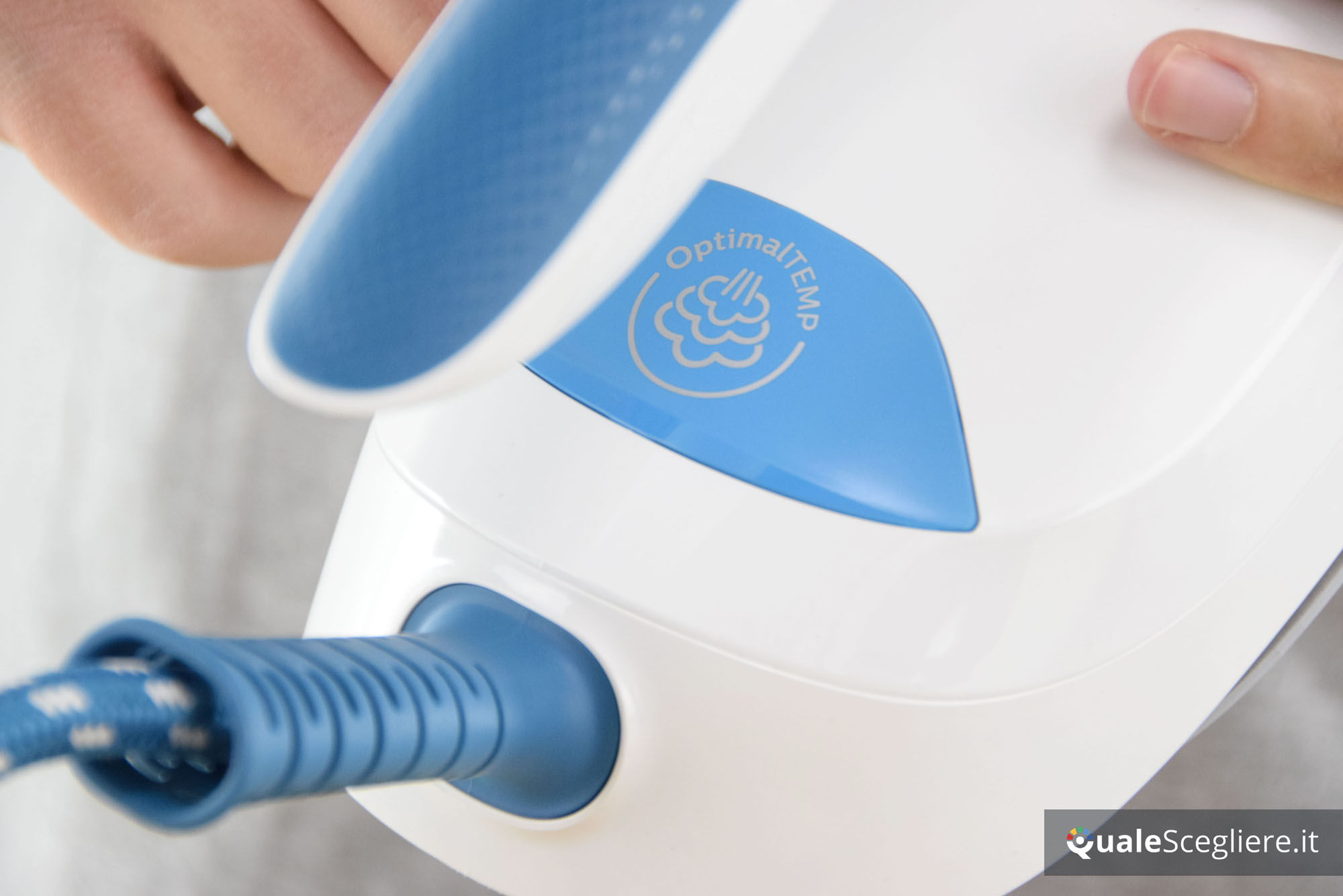 Philips GC6830/20 PerfectCare Compact Essential