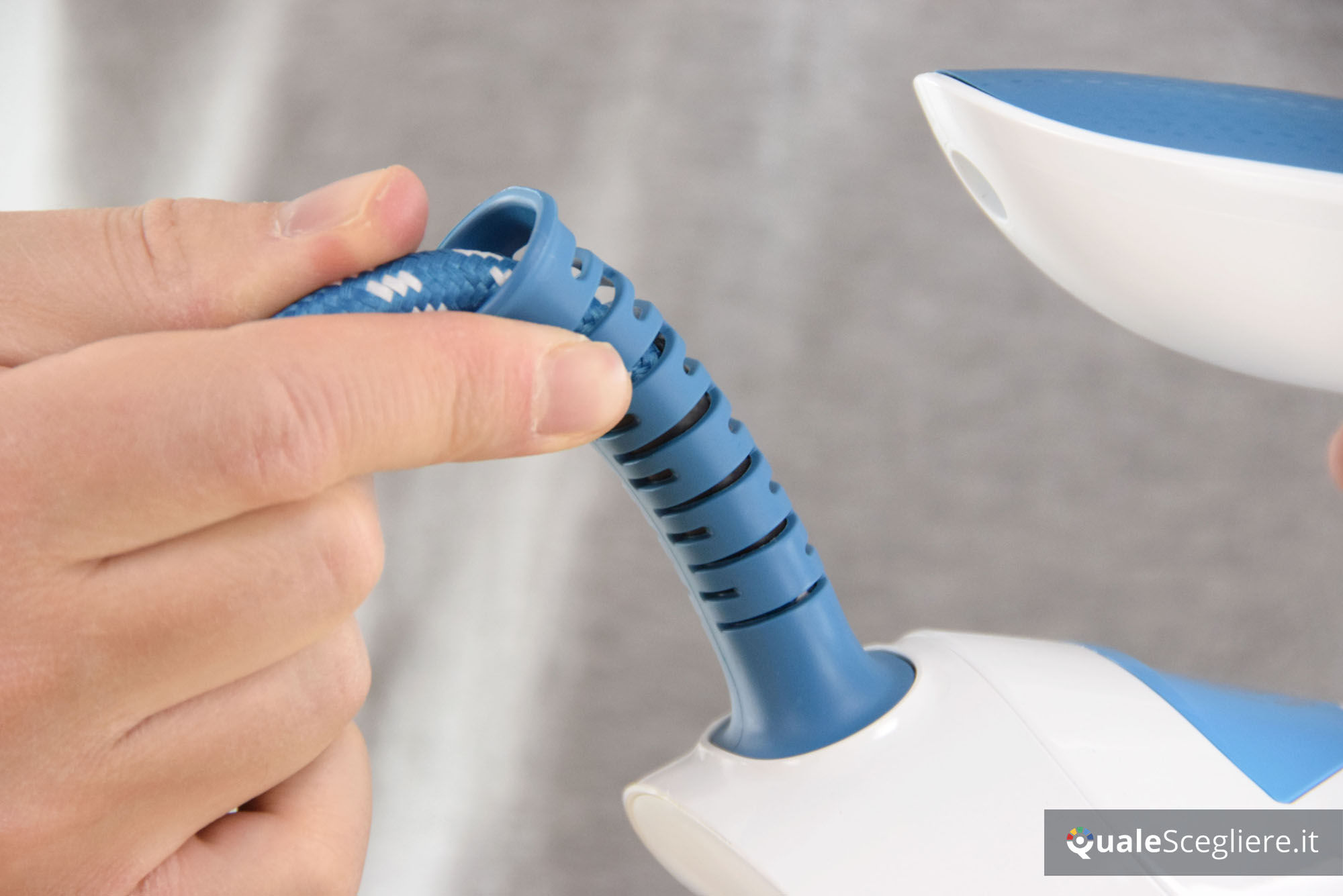 Philips GC6830/20 PerfectCare Compact Essential