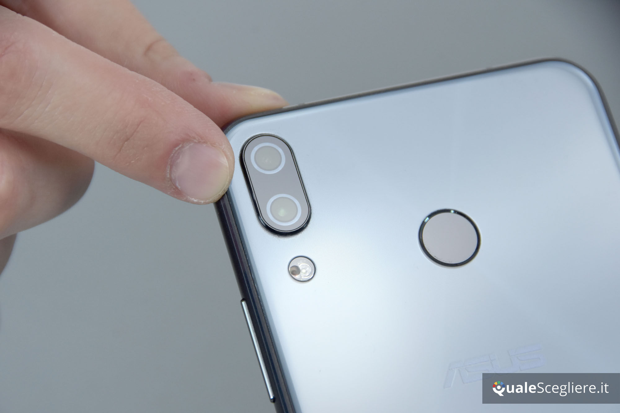 Asus ZenFone 5 ZE620KL