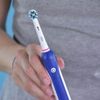 Oral-B Pro 2 2000 N CrossAction