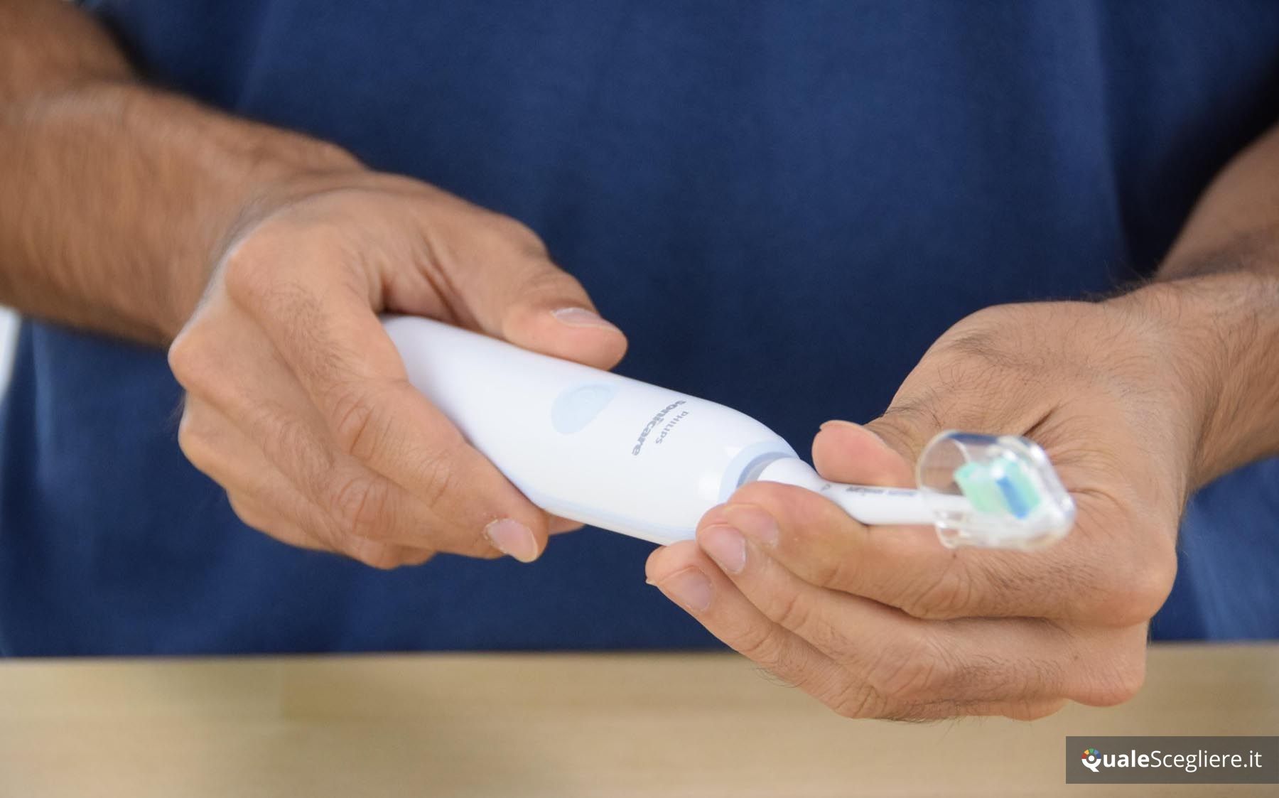 Philips HX3212/42 CleanCare Sonicare