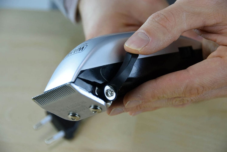 Wahl Home Pro Deluxe 79305-1316