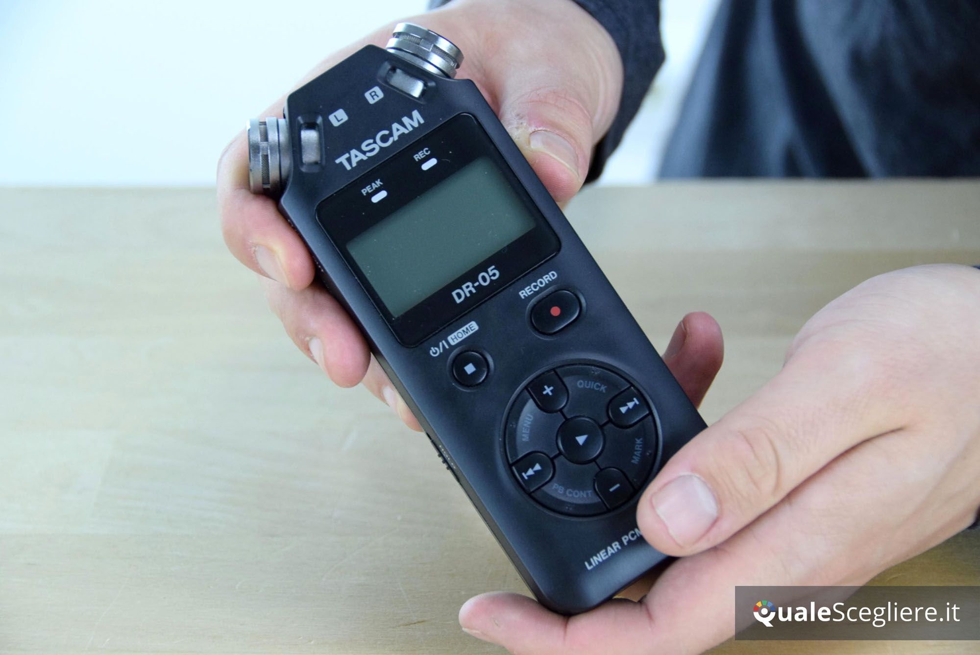 Tascam DR-05