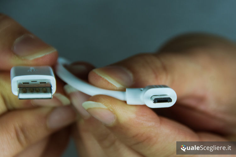 Arlo Essential Indoor VMC2040-100EUS