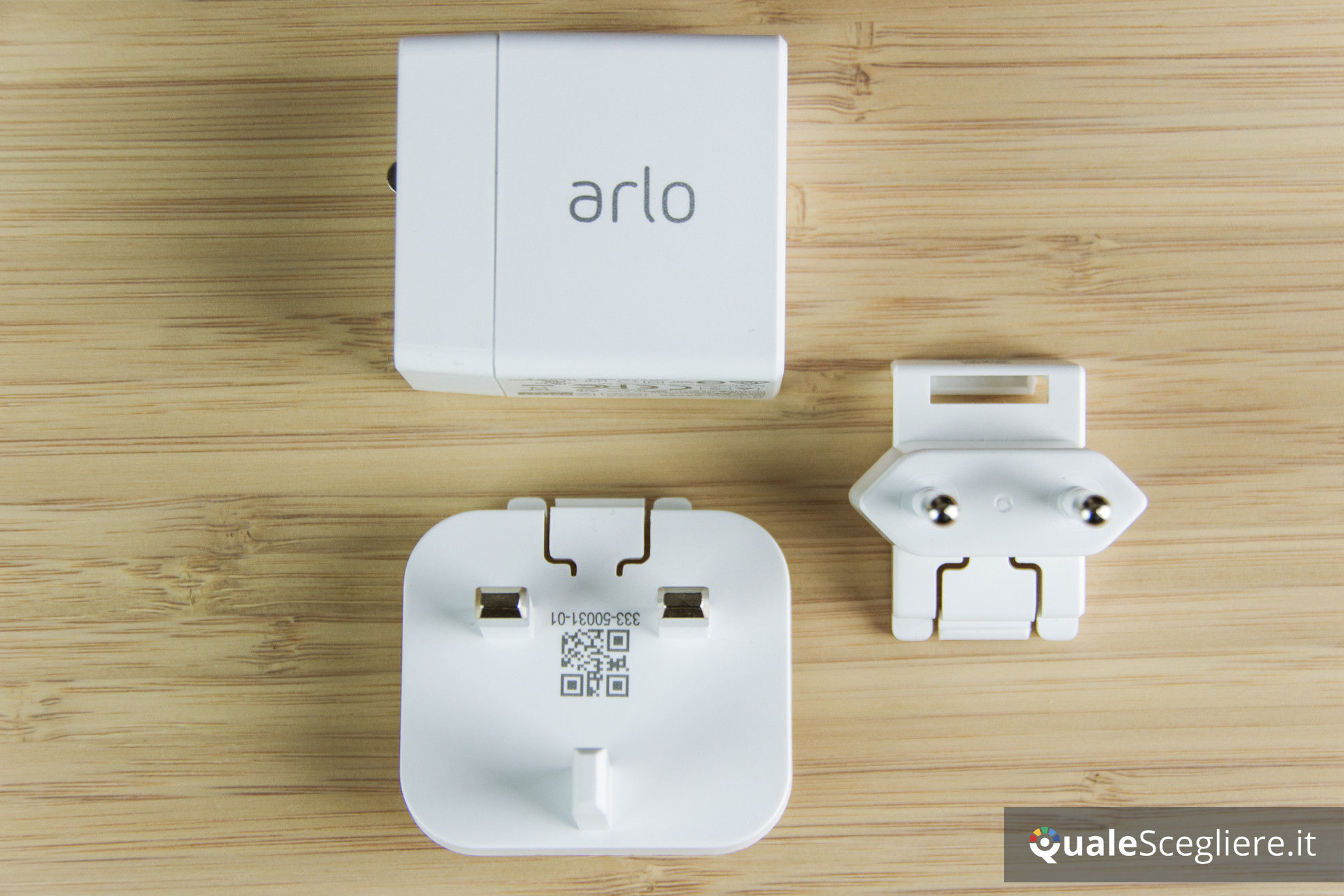 Arlo Essential Indoor VMC2040-100EUS