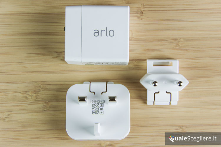 Arlo Essential Indoor VMC2040-100EUS