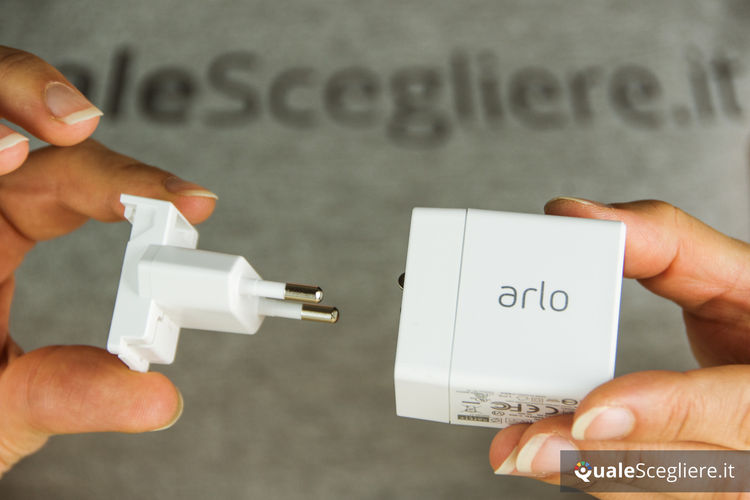 Arlo Essential Indoor VMC2040-100EUS